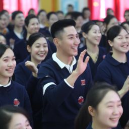 <strong>美容</strong>護(hù)膚行業(yè)在五行中屬于什么行業(yè)？探尋傳統(tǒng)哲學(xué)與現(xiàn)代商業(yè)的契合點(diǎn)
